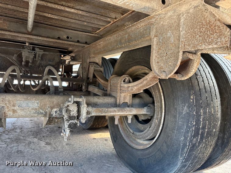 image for item EM0608 1999 Wabash dry van trailer