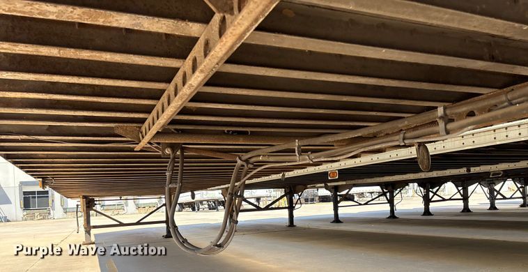 image for item EM0608 1999 Wabash dry van trailer