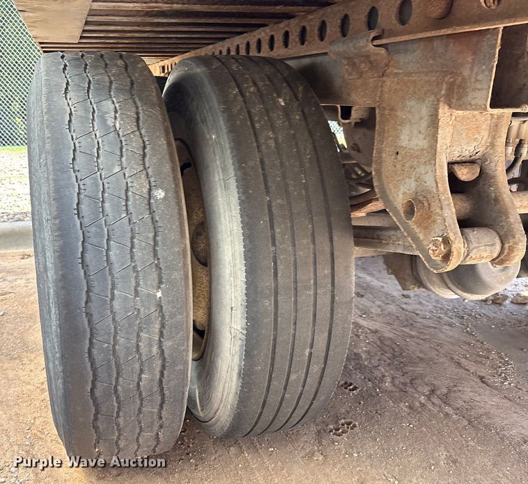 image for item EM0608 1999 Wabash dry van trailer