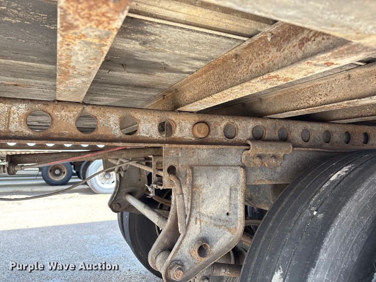 image for item EM0614 1999 Wabash dry van trailer