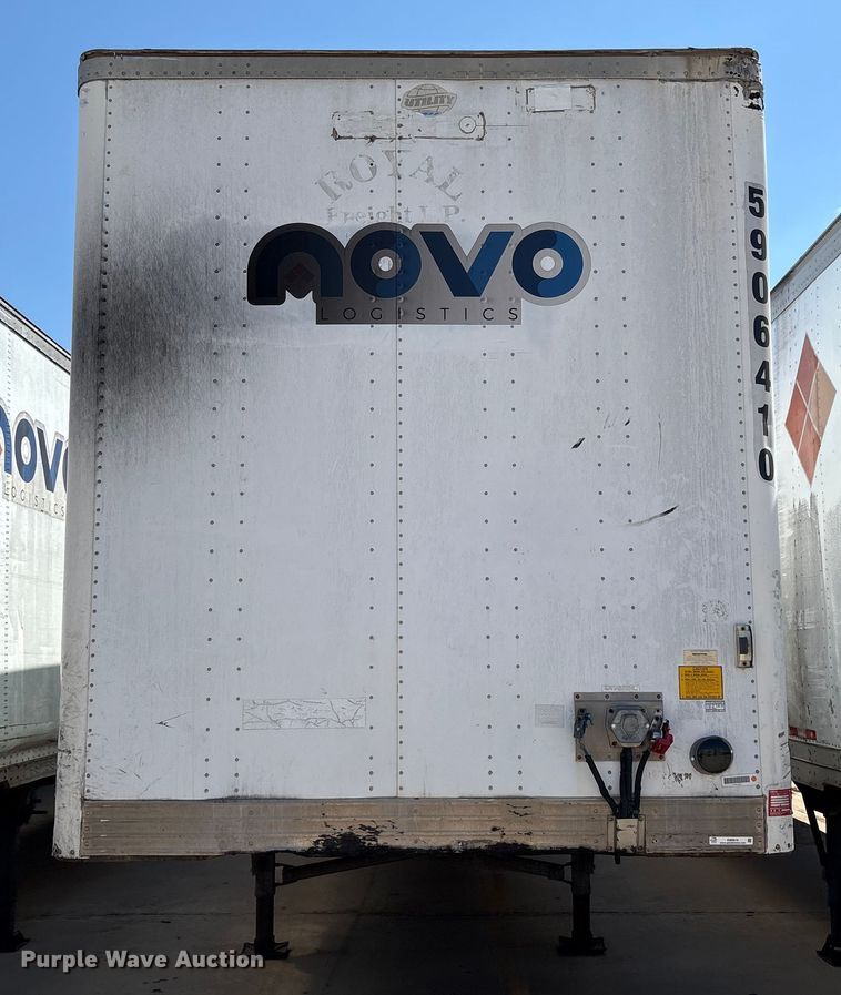 image for item EM0616 2006 Utility VS2DC dry van trailer