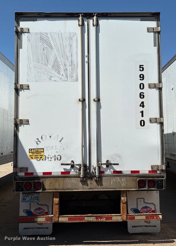 image for item EM0616 2006 Utility VS2DC dry van trailer