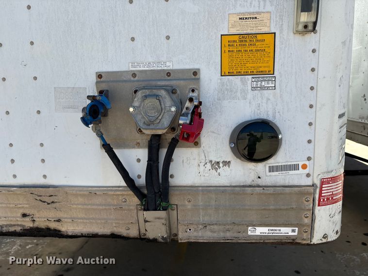 image for item EM0616 2006 Utility VS2DC dry van trailer