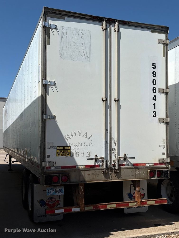 image for item EM0618 2006 Utility VS2DX dry van trailer