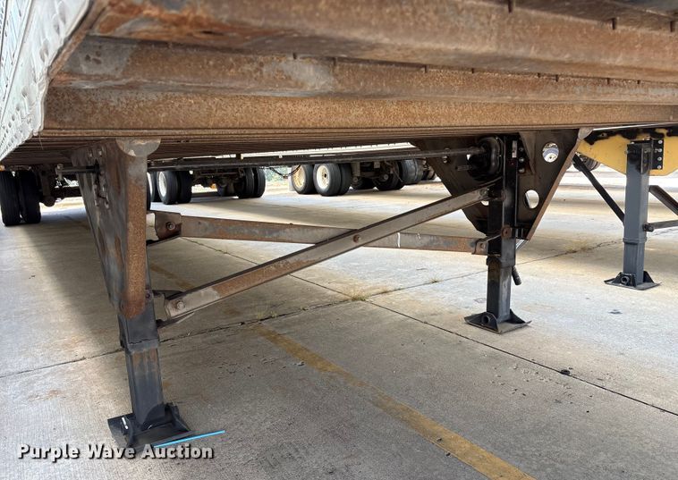 image for item EM0618 2006 Utility VS2DX dry van trailer