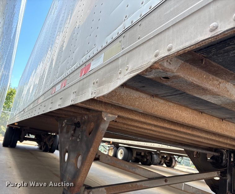 image for item EM0618 2006 Utility VS2DX dry van trailer