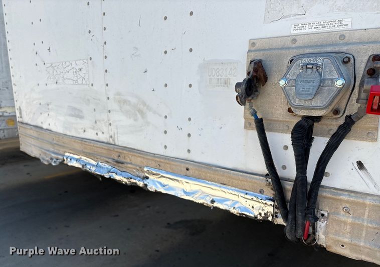 image for item EM0618 2006 Utility VS2DX dry van trailer
