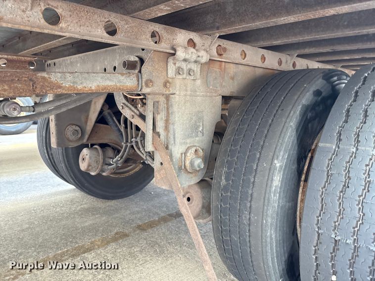 image for item EM0618 2006 Utility VS2DX dry van trailer