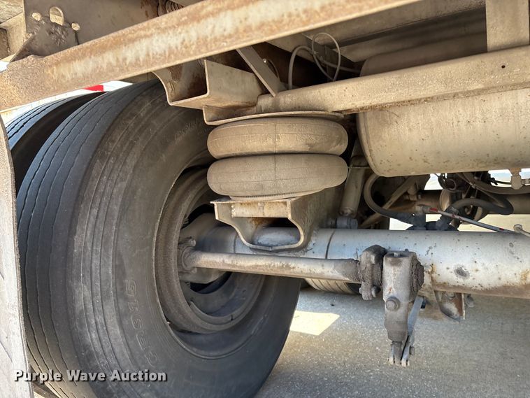 image for item EM0621 2006 Lufkin TFV-CL-110 dry van trailer