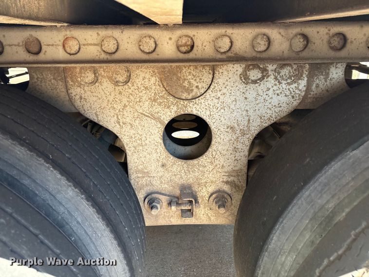 image for item EM0621 2006 Lufkin TFV-CL-110 dry van trailer