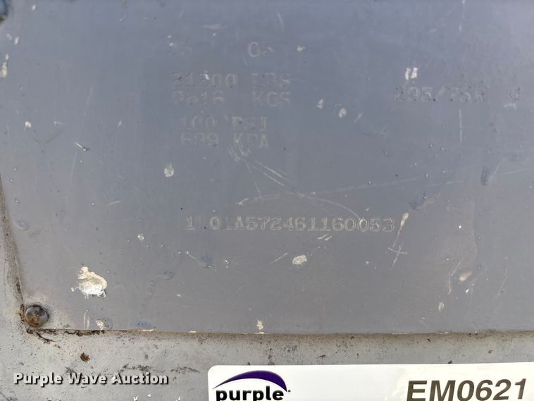 image for item EM0621 2006 Lufkin TFV-CL-110 dry van trailer