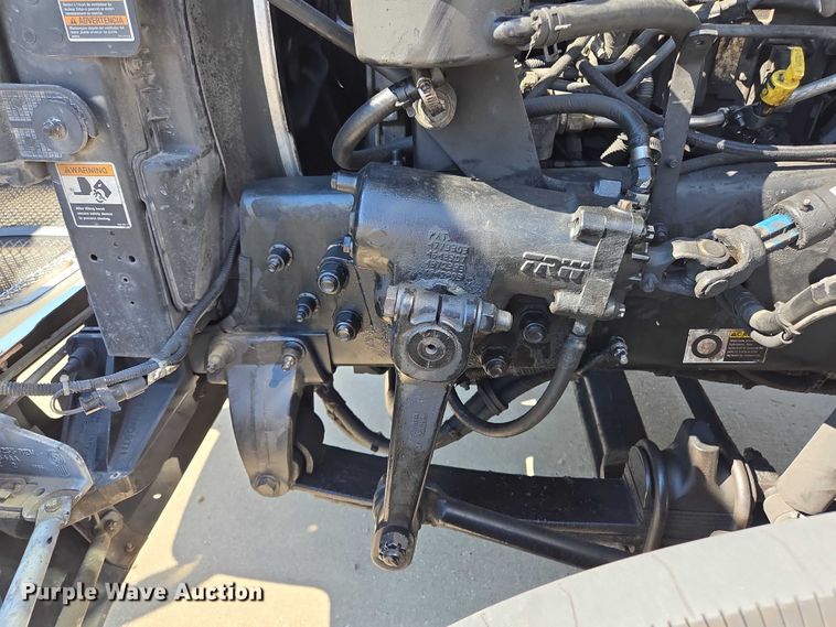 image for item EM0637 2015 Kenworth T370 semi truck