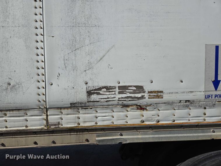 image for item EM0643 1999 Wabash dry van trailer