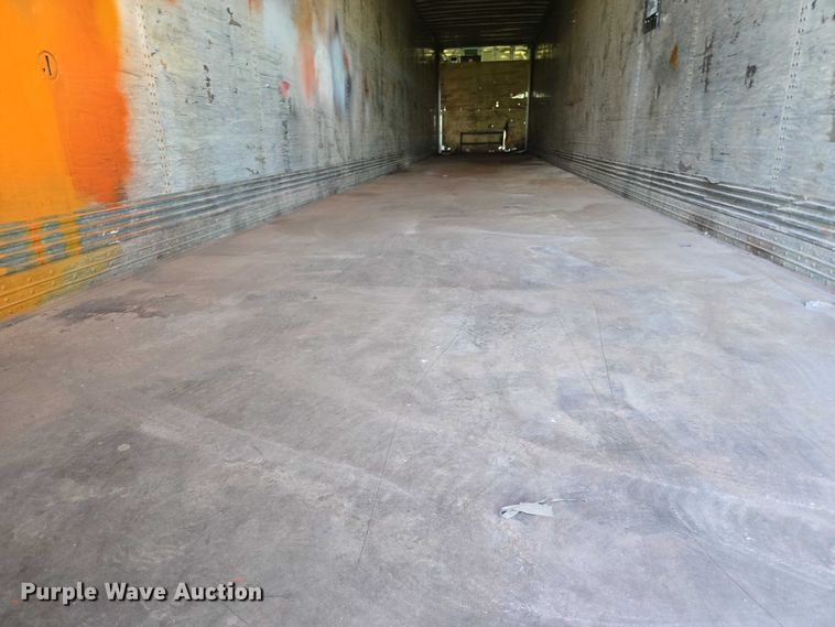 image for item EM0643 1999 Wabash dry van trailer