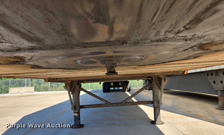 image for item EM0643 1999 Wabash dry van trailer