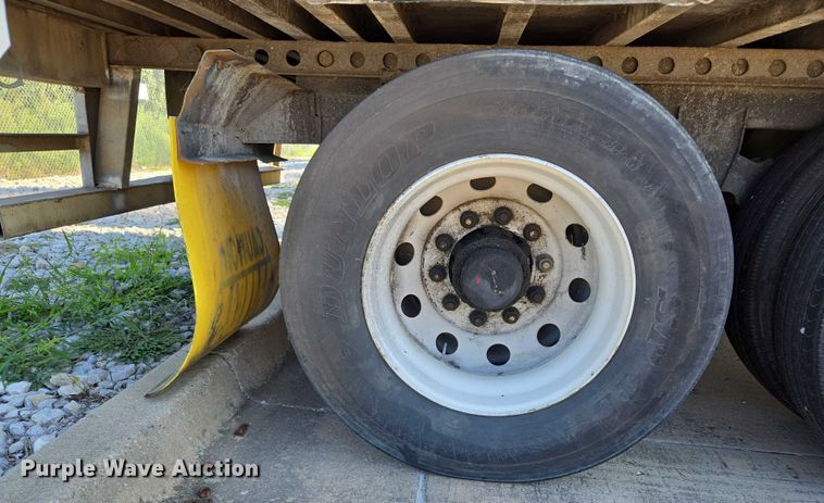 image for item EM0643 1999 Wabash dry van trailer