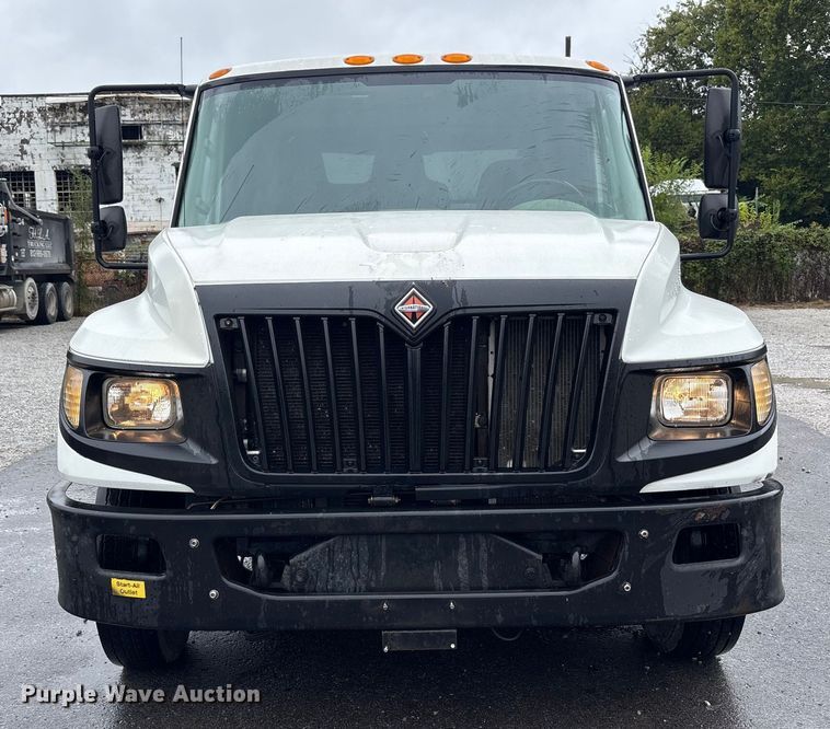 image for item EM6105 2012 International Terrastar flatbed truck