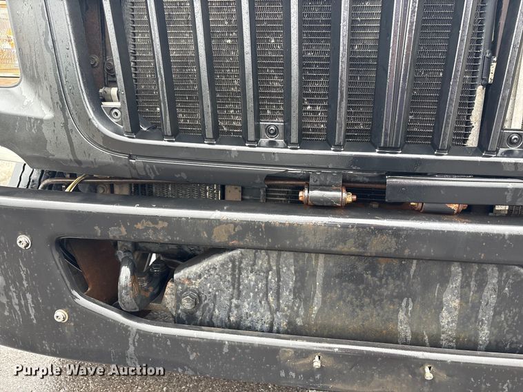 image for item EM6105 2012 International Terrastar flatbed truck