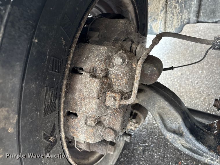 image for item EM6105 2012 International Terrastar flatbed truck