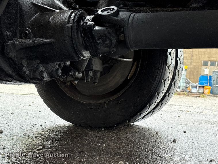 image for item EM6105 2012 International Terrastar flatbed truck