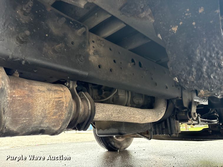 image for item EM6105 2012 International Terrastar flatbed truck