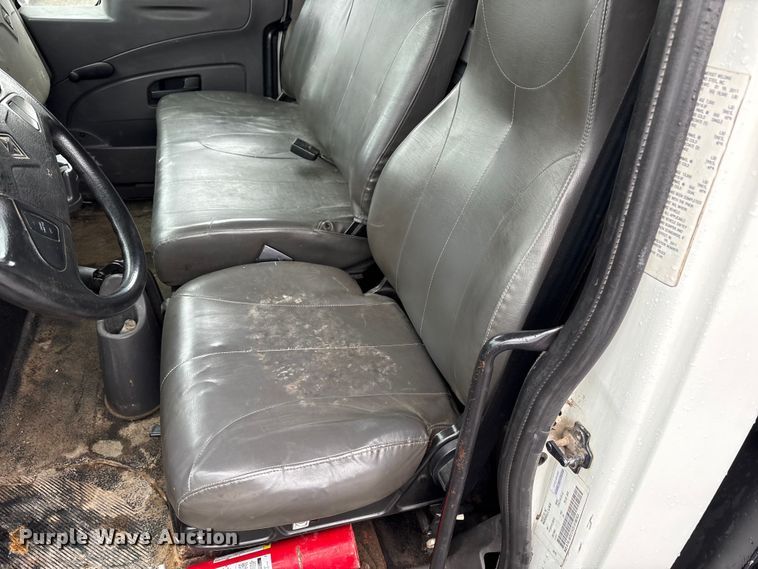 image for item EM6105 2012 International Terrastar flatbed truck