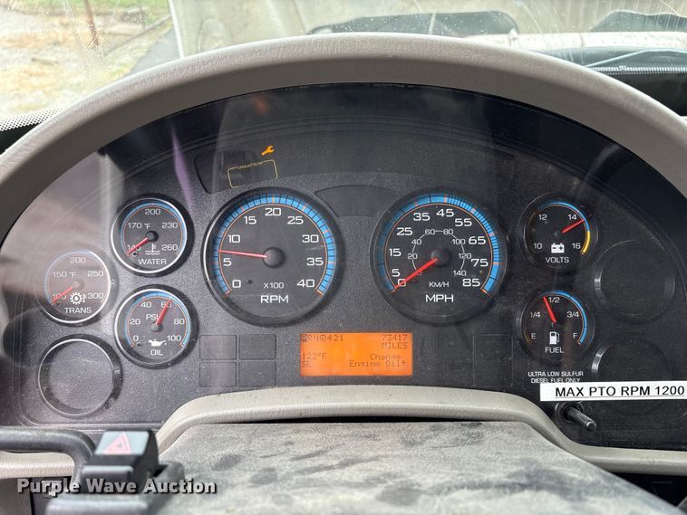 image for item EM6105 2012 International Terrastar flatbed truck