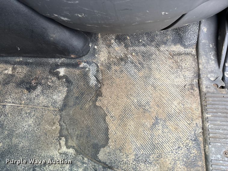 image for item EM6105 2012 International Terrastar flatbed truck