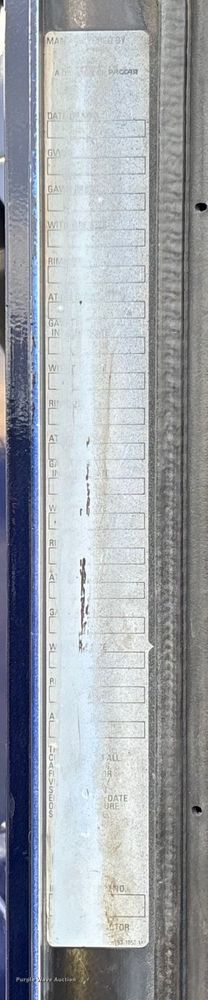 image for item EM8197 2003 Kenworth T600 semi truck