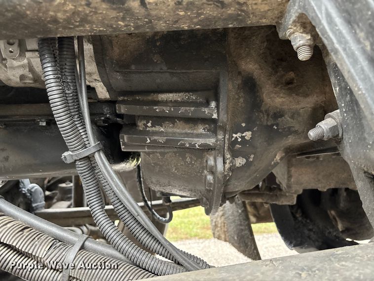 image for item EM8198 1999 Kenworth T800 semi truck