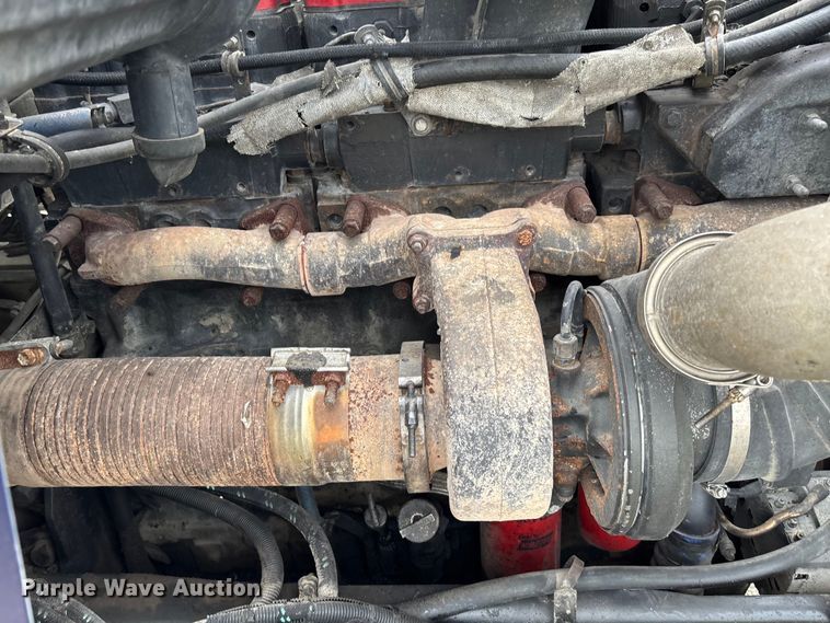 image for item EM8198 1999 Kenworth T800 semi truck