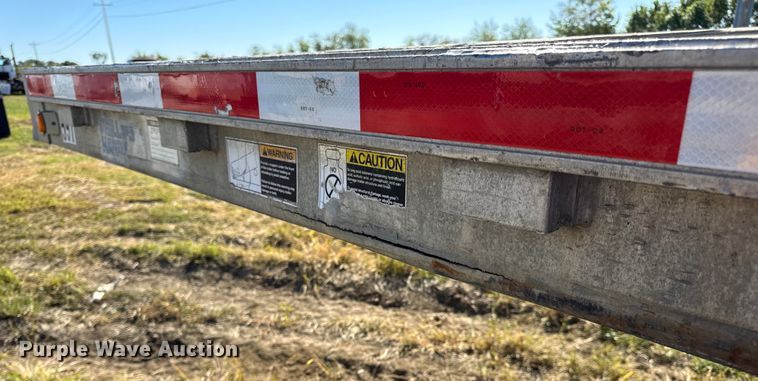 image for item EN0515 2002 Wilson CF-900 flatbed trailer