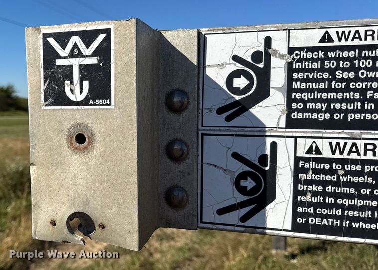 image for item EN0515 2002 Wilson CF-900 flatbed trailer