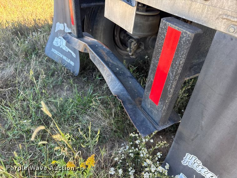 image for item EN0515 2002 Wilson CF-900 flatbed trailer