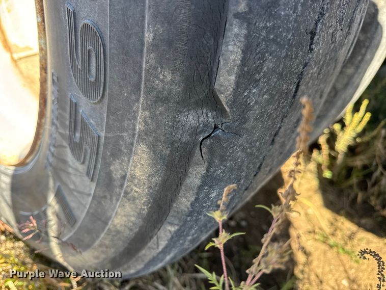 image for item EN0515 2002 Wilson CF-900 flatbed trailer