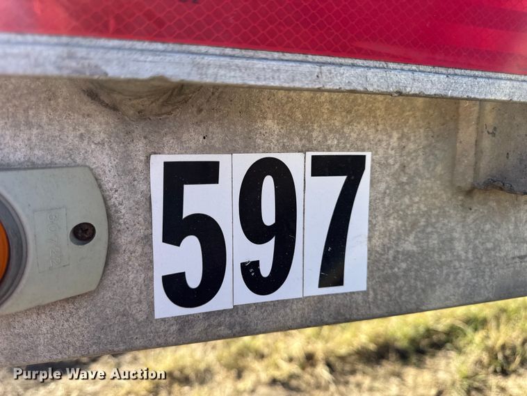 image for item EN0515 2002 Wilson CF-900 flatbed trailer