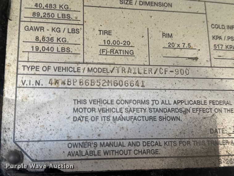 image for item EN0515 2002 Wilson CF-900 flatbed trailer