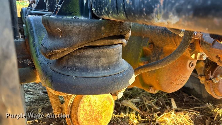 image for item EN5657 1993 Kenworth semi truck