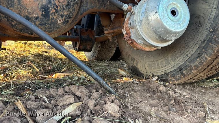 image for item EN5657 1993 Kenworth semi truck