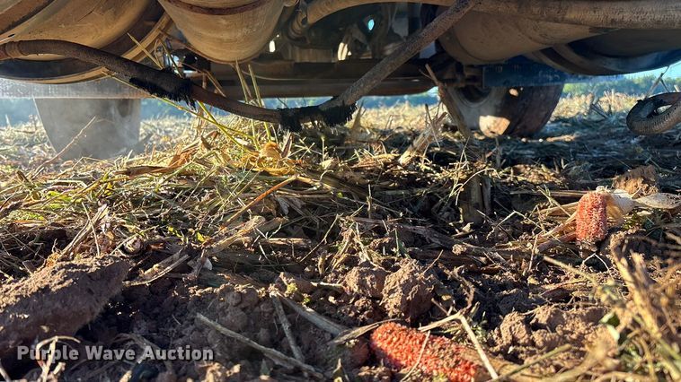 image for item EN5657 1993 Kenworth semi truck