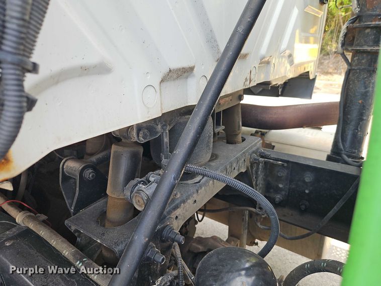 image for item EO4703 2012 International ProStar semi truck