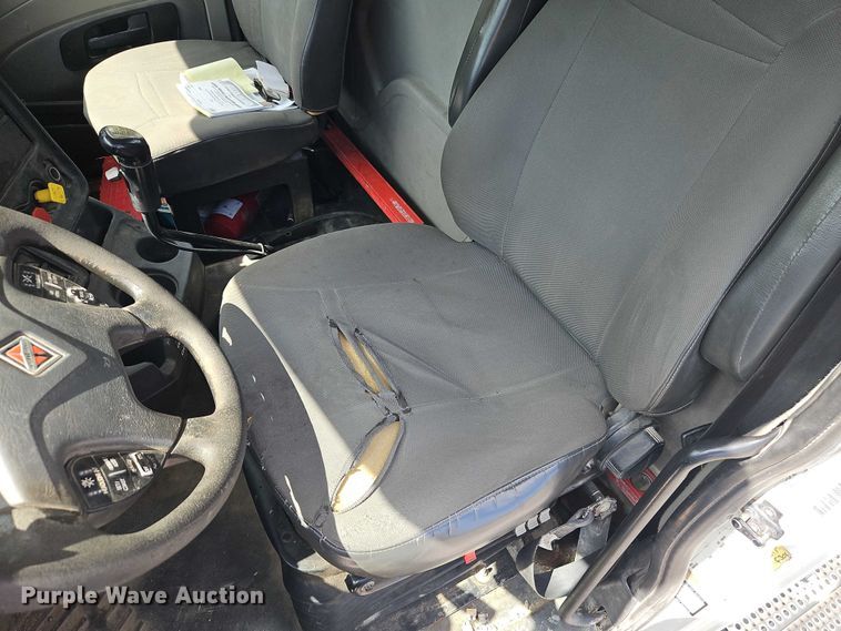 image for item EO4703 2012 International ProStar semi truck