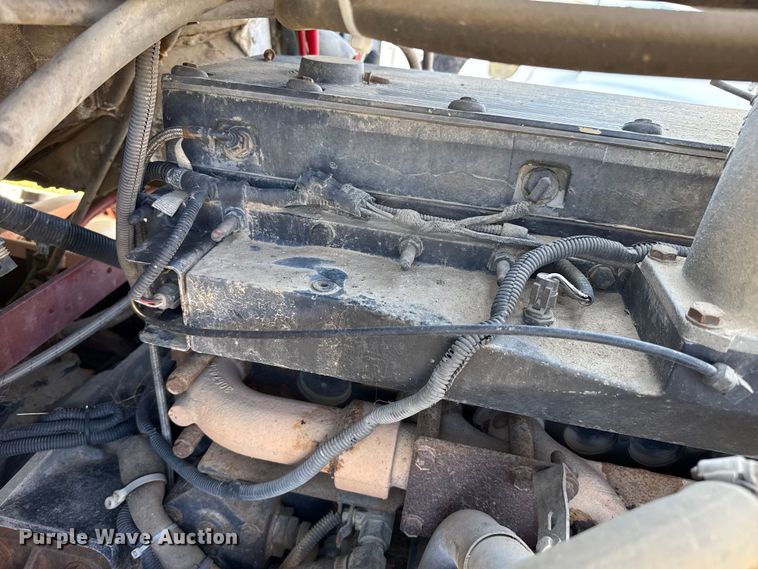 image for item EP0524 1998 Freightliner FLD semi truck