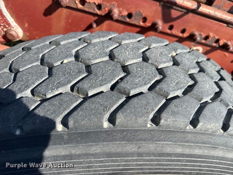 image for item EP0524 1998 Freightliner FLD semi truck