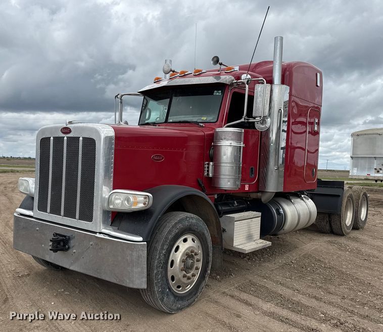 CAMIóN CAMAROTE 2015 PETERBILT
