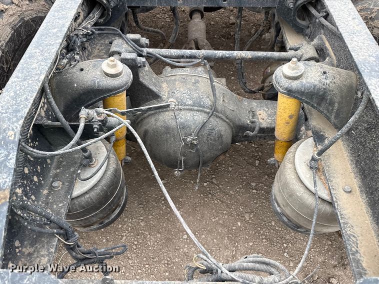 image for item EP0677 2015 Peterbilt 389 semi truck