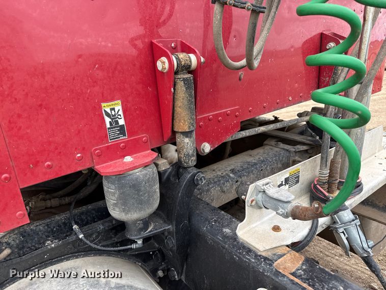 image for item EP0677 2015 Peterbilt 389 semi truck