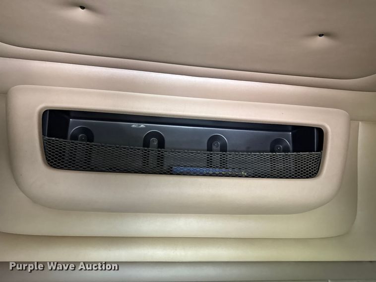 image for item EP0677 2015 Peterbilt 389 semi truck