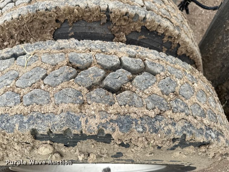 image for item EP0677 2015 Peterbilt 389 semi truck