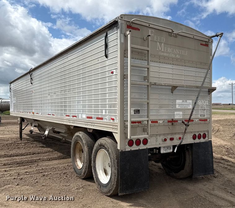 image for item EP0678 1997 Timpte grain trailer